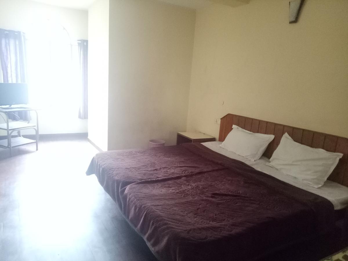 Classic Cottage Yercaud Esterno foto